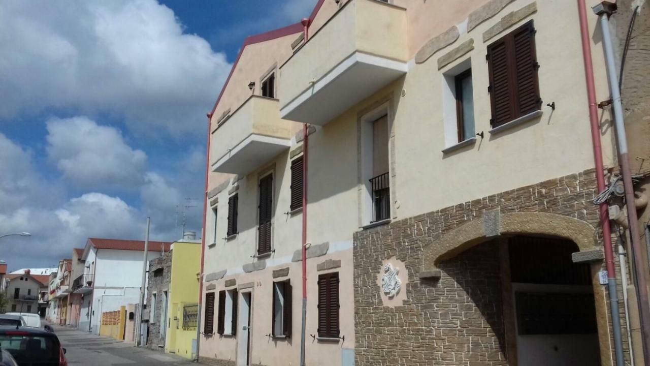 Vila Il Girasole SantʼAntìoco Exteriér fotografie